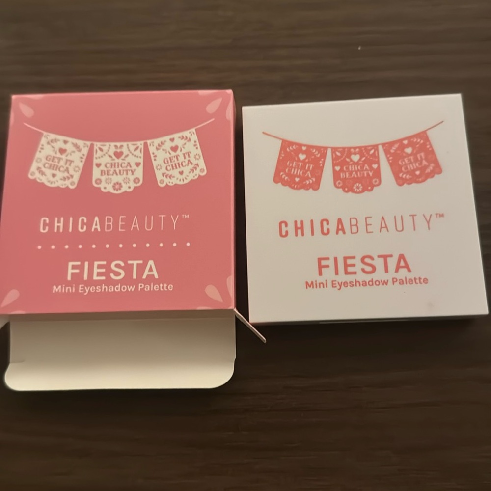 ChicaBeauty Fiesta Mini Eyeshadow Palette *comes with free eyeliner*